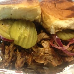 Big Red Pulled Pork Sliders