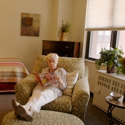 The New Jewish Home, Kittay Senior Apartments - Elegant one-bedroom and studio apartments with New York views.