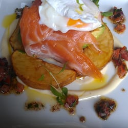 EightyOne Fine Food & Wine - Smoked salmon on potato slices with avocado and poaced edge with sumac salsa