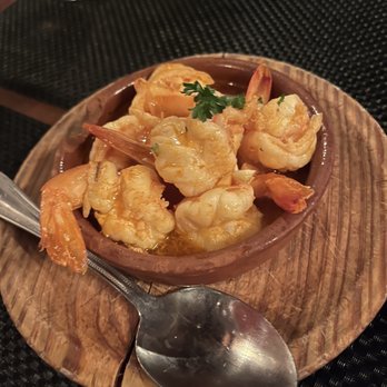 Casa d'Paco - Shrimp in garlic sauce - Spanish Near Me - Newark, New Jersey Casa d'Paco - Shrimp in garlic sauce - Spanish Near Me - Newark, New Jersey