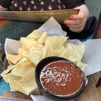 Rosalita's Cantina - Chips & Salsa - Mexican Near Me - Des Peres, Missouri Rosalita's Cantina - Chips & Salsa - Mexican Near Me - Des Peres, Missouri
