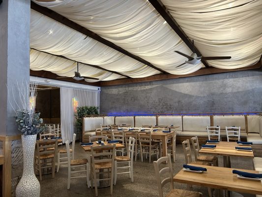 The Greek Joint Kitchen & Bar (Hollywood) by null