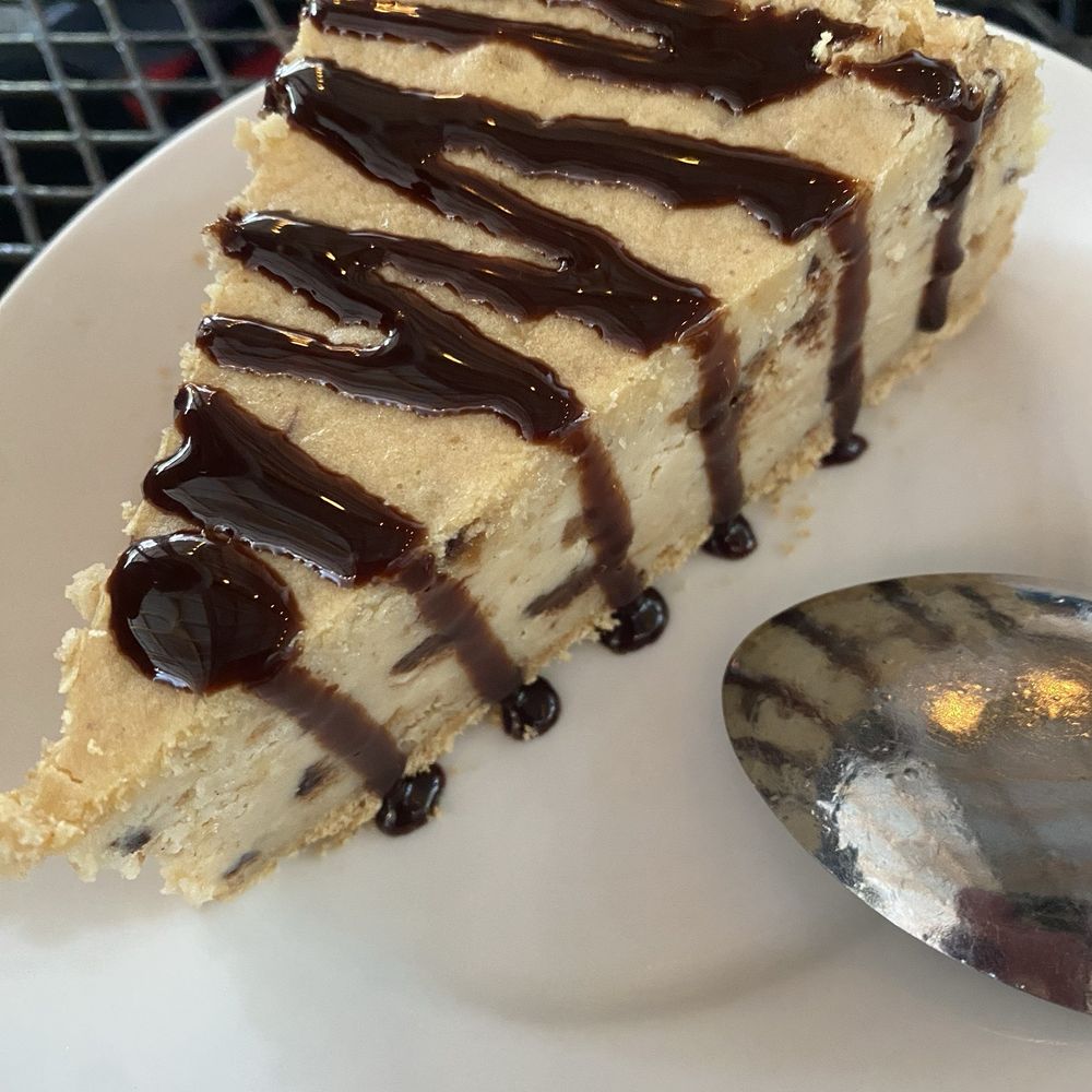 Descanso Junction Restaurant - Specialty Cheesecake - American Near Me - Descanso, California