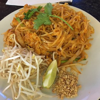 Pho Kobee - Pad Thai Combo and Pad Thai Chicken - Vietnamese Near Me - Fort Worth, Texas Pho Kobee - Pad Thai Combo and Pad Thai Chicken - Vietnamese Near Me - Fort Worth, Texas