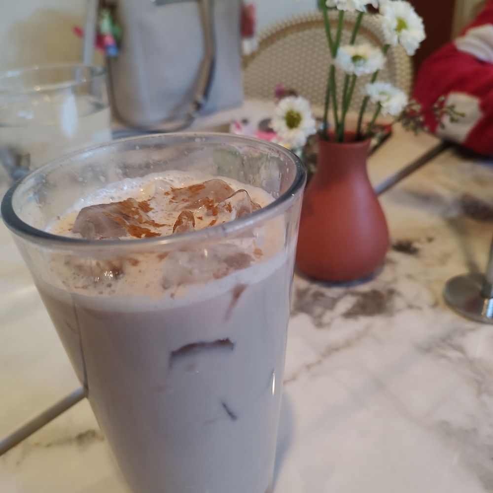 Cafe A La Cart - Chi latte - New American Near Me - Tucson, Arizona