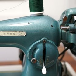 D & R Sewing Center - D & R Sewing Center.  San Jose Blvd, Jacksonville, FL.  Deluxe Classic detail.