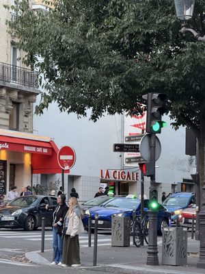 La Cigale by null