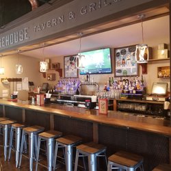 The Warehouse Tavern & Grill - Nice bar also...