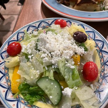 Mezes - Greek Near Me - Toronto, Ontario