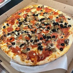 Colorado Springs Pies and Grinders - Supreme Pizza