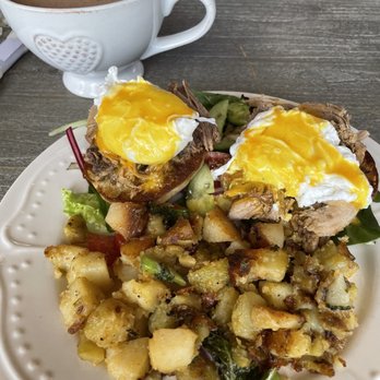 Sage Social Eatery - Carnitas Benny with Mochalitta - Latin American Near Me - Covina, California