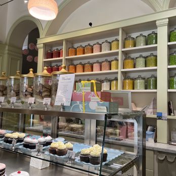 Miette - Cupcakes, cakes, and macarons!! - Bakeries Near Me - San Francisco, California Miette - Cupcakes, cakes, and macarons!! - Bakeries Near Me - San Francisco, California