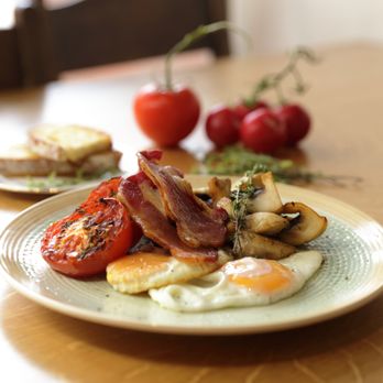 Oseta Cafe - Big Meat Plate (Full English) - Coffee & Tea Near Me - Brighton, BNH