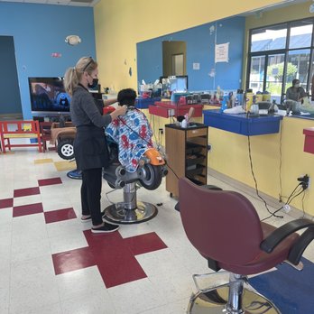 Little Scissors - Kids Hair Salons Near Me - Fremont, California Little Scissors - Kids Hair Salons Near Me - Fremont, California