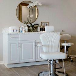 Prime Lash & Brow Boutique - Brow Station