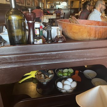 Restaurante Caesar's - Caesar salad cart - Salad Near Me - Tijuana, BCN