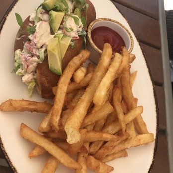The Strand at Carillon Miami - Seafood Near Me - Miami Beach, Florida