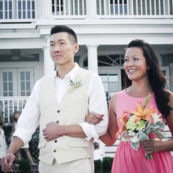 Great Falls Florist - Maid of honor bouquet and best man boutineer.