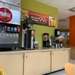 Au Bon Pain - Soda fountain, coffee and stationary .
