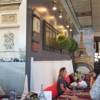 Paris Bistro - Dining - French Near Me - Naperville, Illinois