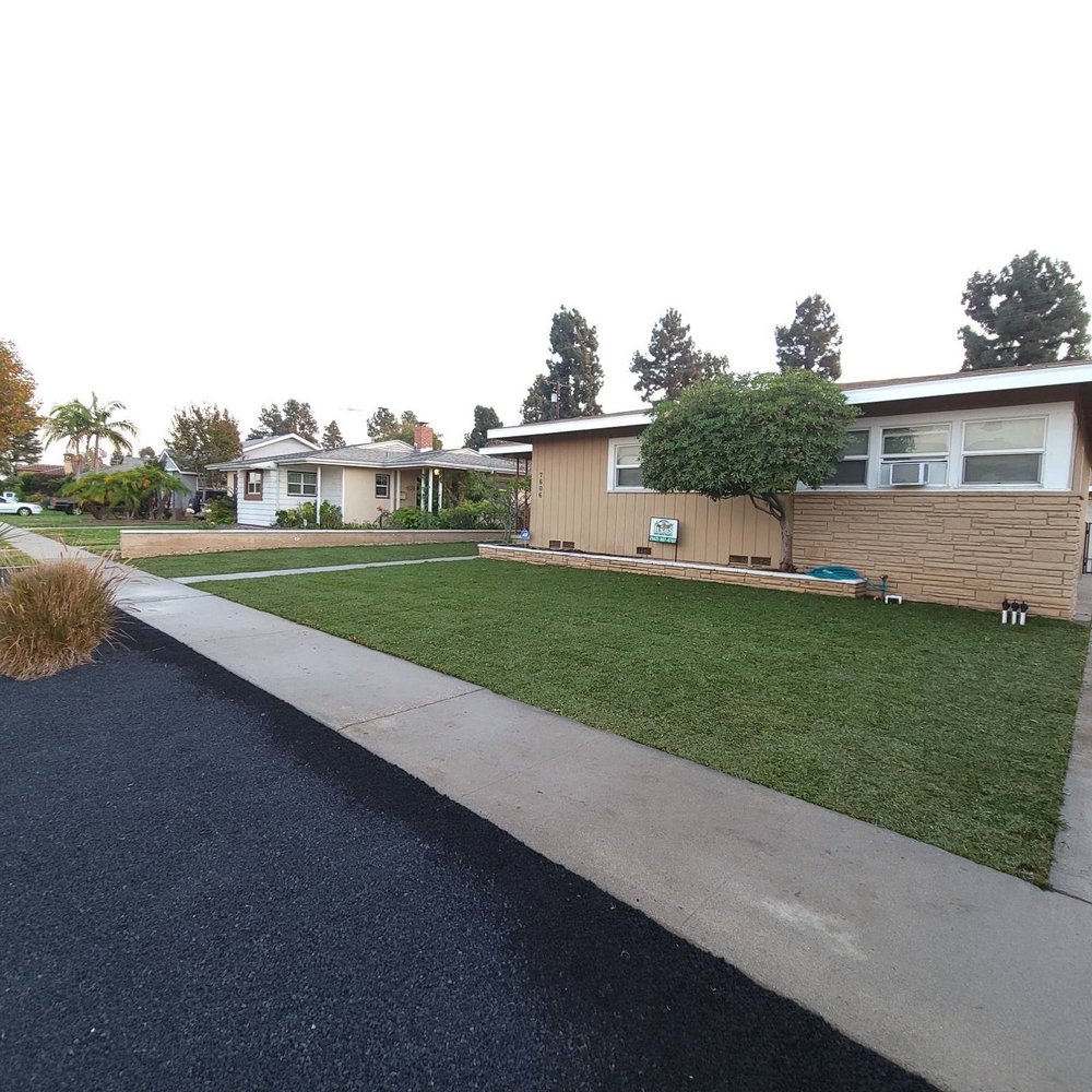 Jesus Lawn Maintenance - Lawn Services Near Me - Bellflower, California