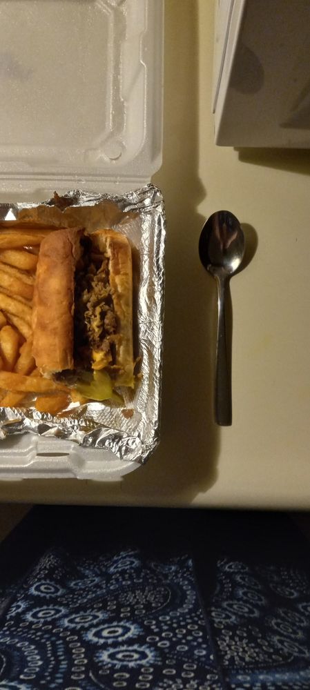 Food from Hoby's Hoagies & Pizza