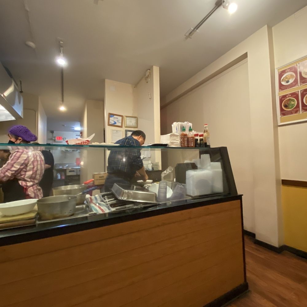 Lili's Restaurant - Order and pay at counter - Chinese Near Me - Amherst, Massachusetts
