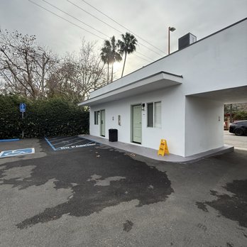 The Leef Hotel - Hotels Near Me - Glendale, California The Leef Hotel - Hotels Near Me - Glendale, California
