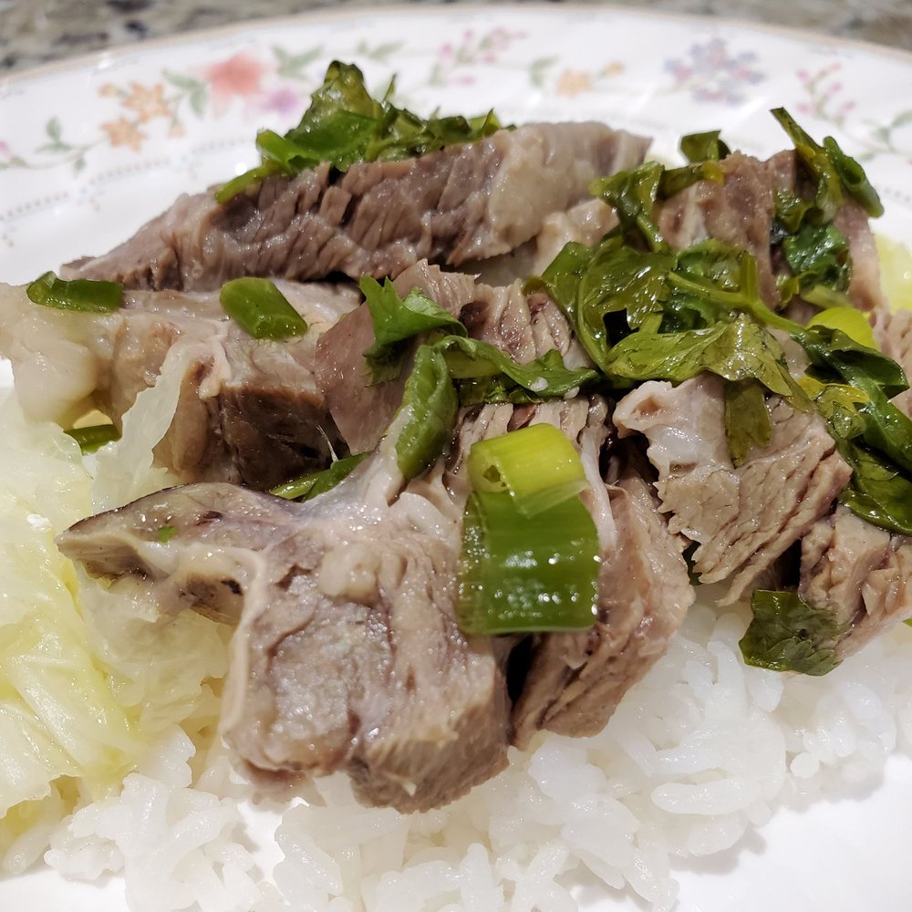 Tasty Kitchen - Tender beef over rice - Cantonese Near Me - Davis, California Tasty Kitchen - Tender beef over rice - Cantonese Near Me - Davis, California