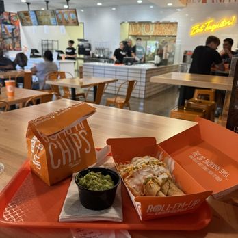 Roll Em Up Taquitos - chips and guacamole, taquitos, inside - Mexican Near Me - Rancho Cucamonga, California