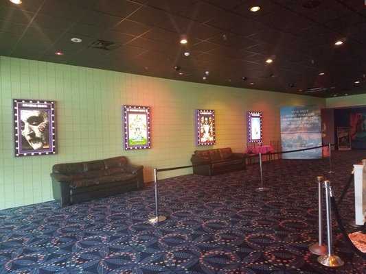 Moviescoop Indiana Mall Cinemas 2334 Oakland Ave Indiana Pa Movie Theatres Mapquest