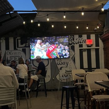 Dillon's - patio - Bars Near Me - Boston, Massachusetts