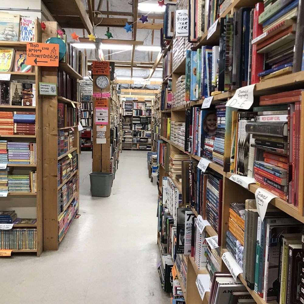 Chamblin Bookmine - Bookstores Near Me - Jacksonville, Florida