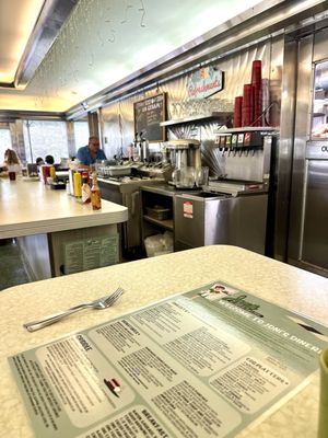 Joni's Diner by null