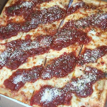 Mama's Pizza in Slatington - Grandma's Pizza! Crisp and Delicious! - Chicken Wings Near Me - Slatington, Pennsylvania