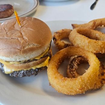 State Line Restaurant - Breakfast & Brunch Near Me - Greendale, Indiana State Line Restaurant - Breakfast & Brunch Near Me - Greendale, Indiana