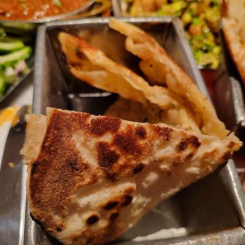 Dishoom - Garlic naan - Indian Near Me - London, XGL Dishoom - Garlic naan - Indian Near Me - London, XGL