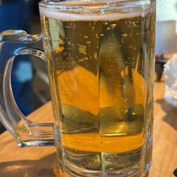 16 oz draft cold beer