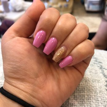 Vivian’s Spa & Nails - Nail Salons Near Me - Temecula, California