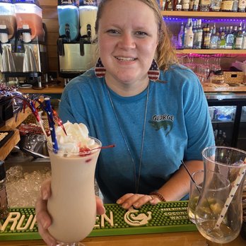 Sunset Grill - mudslide with screwball floater served by heather! - Salad Near Me - Brandon, Mississippi