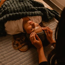 Fika Reflexology Bar - Face Reflexology