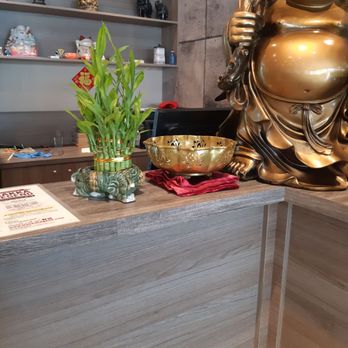 Hakka Legend - Asian Fusion Near Me - Oakville, Ontario