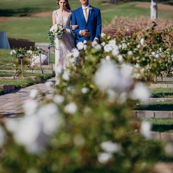 VOX DJs - DJ Leon de La $co played wonderful wedding music to help make the wedding ceremony awesome - DJs Near Me - Torrance, California