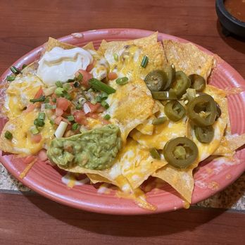 El Mariachi Loco Restaurant - Nachos 1/2 regular and other half cheese and jalapeños - Mexican Near Me - Star, Idaho El Mariachi Loco Restaurant - Nachos 1/2 regular and other half cheese and jalapeños - Mexican Near Me - Star, Idaho
