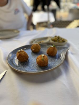 GOYA GALLERY RESTAURANT by null