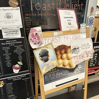 Toast Delight - a display of pastries and pastries - Desserts Near Me - Markham, Ontario