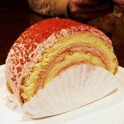 BB Cafe - Guava Swiss Roll Cake. Very fruity. So refreshing.