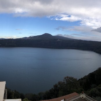 Hotel Castel Vecchio - Room view of Albano Lake. - Hotels Near Me - Castel Gandolfo, RM