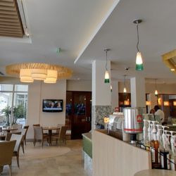 Etc. Cafe - View from the milk/sugar station