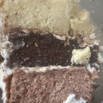 Soulful Street Bites - Slice of cake $7 - Soul Food Near Me - Irving, Texas